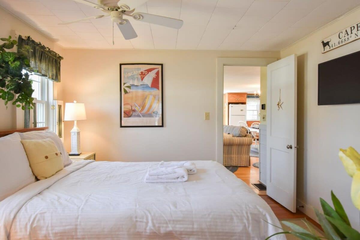 Walk 3 Mins To Private Assoc Beach Yarmouth Exterior photo