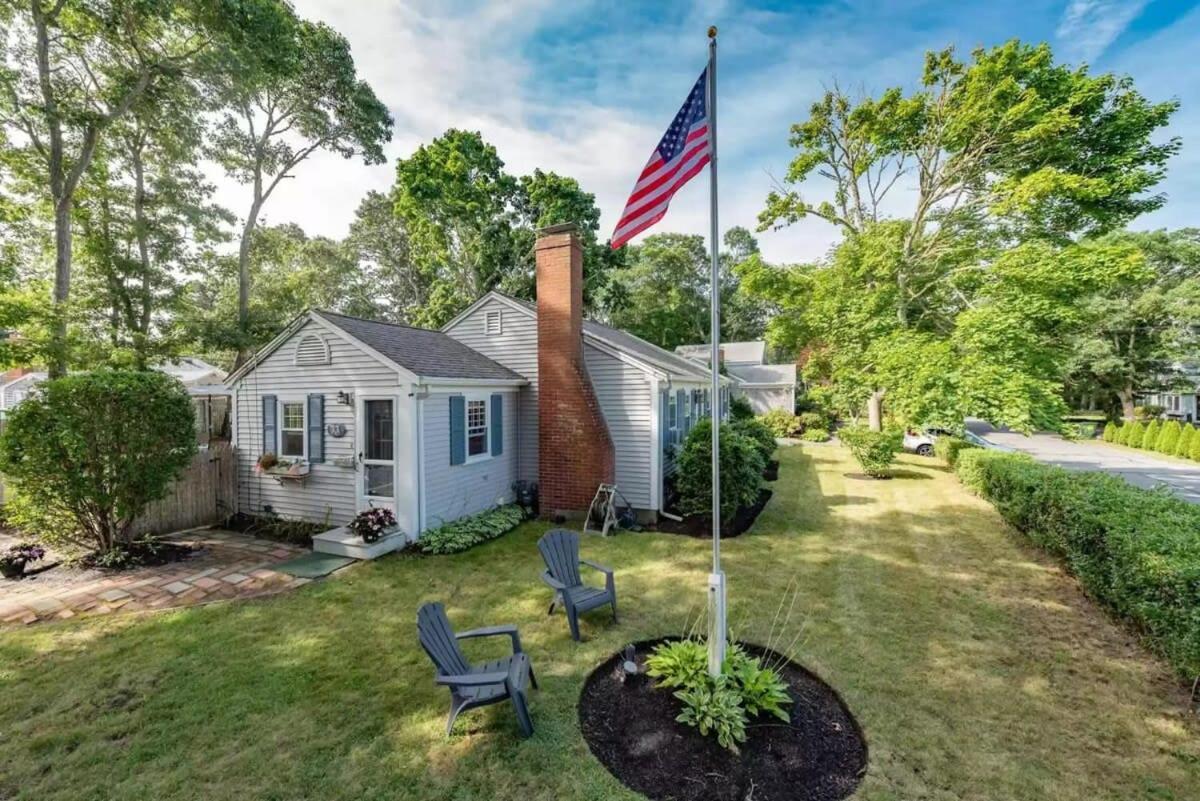 Walk 3 Mins To Private Assoc Beach Yarmouth Exterior photo